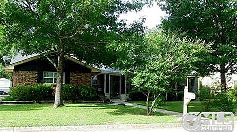 1st image of 2414 Emerson Ln