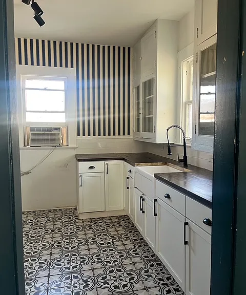 719 W French Pl #1 — Photo 18