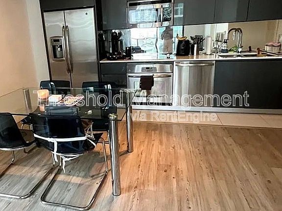 5th image of 31 SE 6th St APT 1108