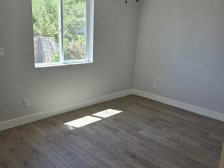 754 S 96th Pl #B — Photo 12