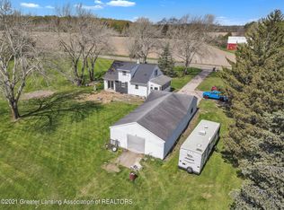 3776 E Round Lake Rd, Dewitt, MI 48820