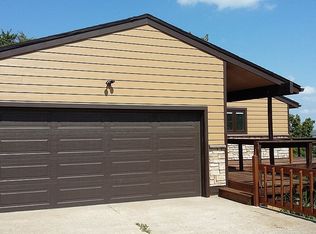 5600 High Meadow Cir, Manhattan, KS 66503