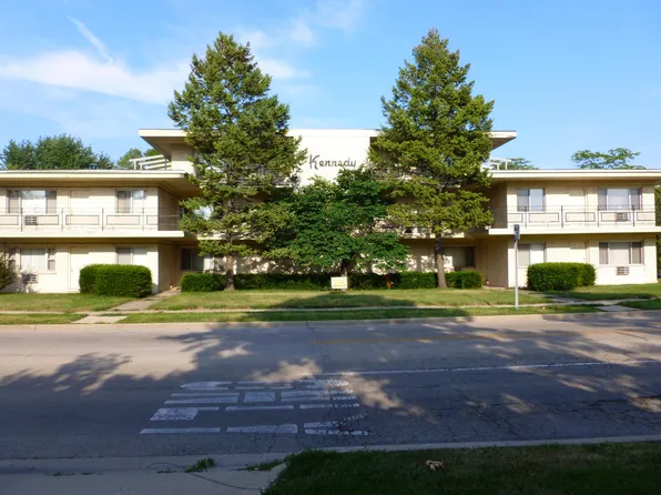 2211 Yeoman St APT 9B, Waukegan, IL 60087