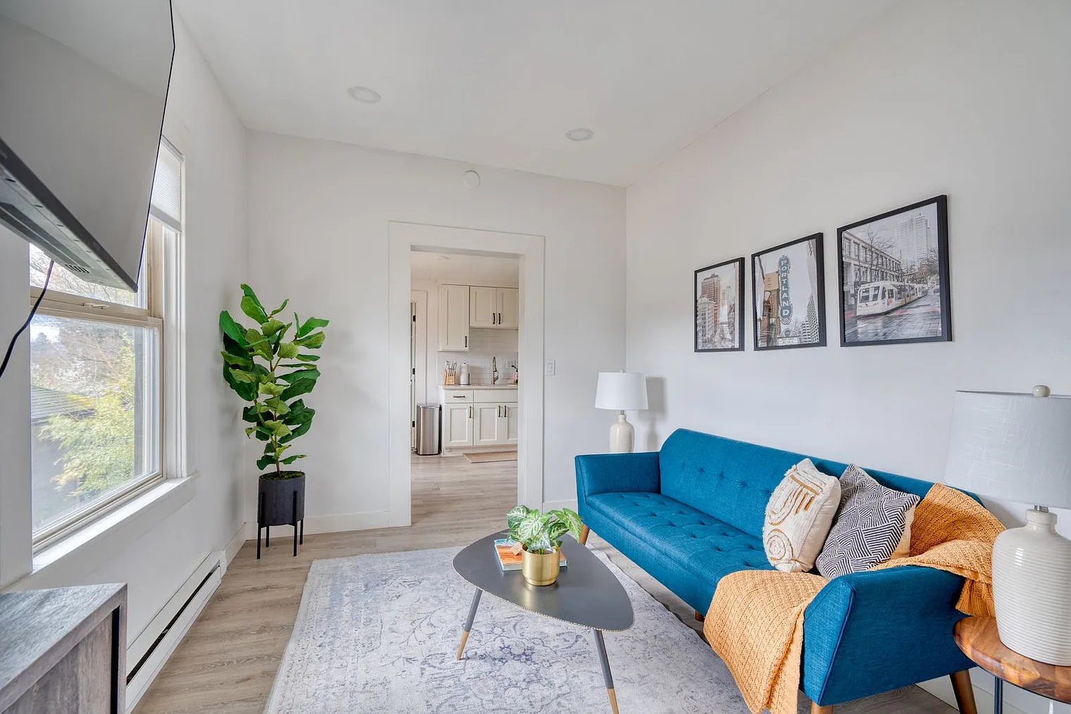 1 bed, 1.0 bath, 495 sqft, $2,411 — Photo 4