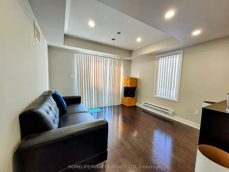 34 Donomore Dr — Photo 5