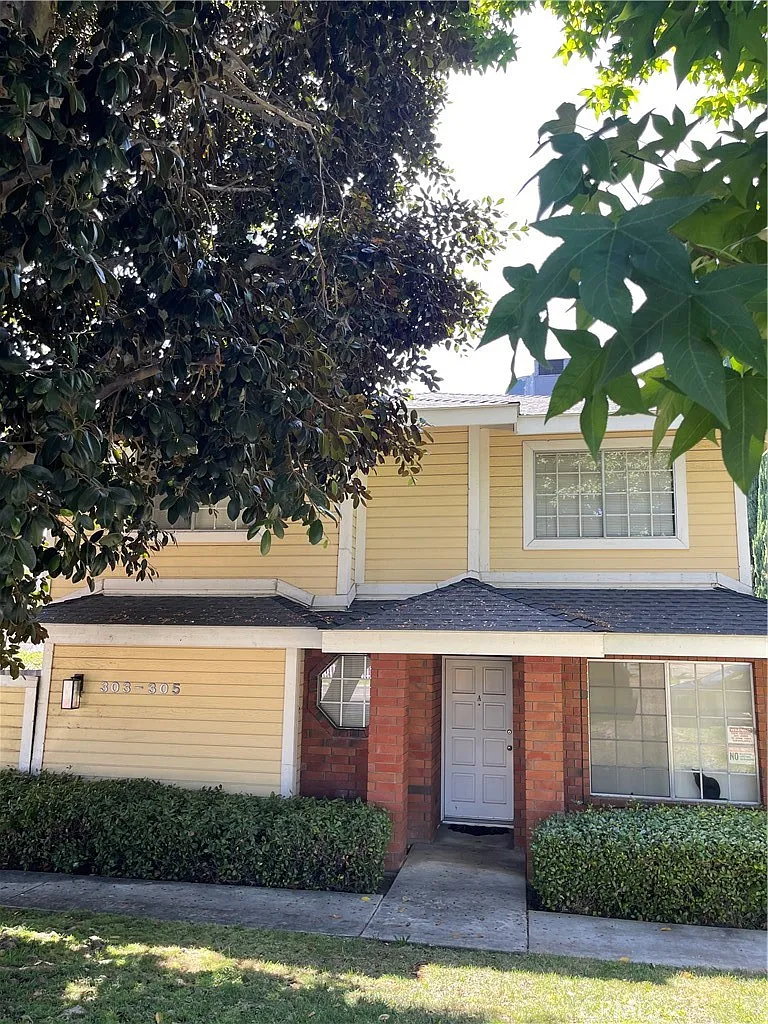 2 bed, 1100 sqft, $2,650 — Photo 1