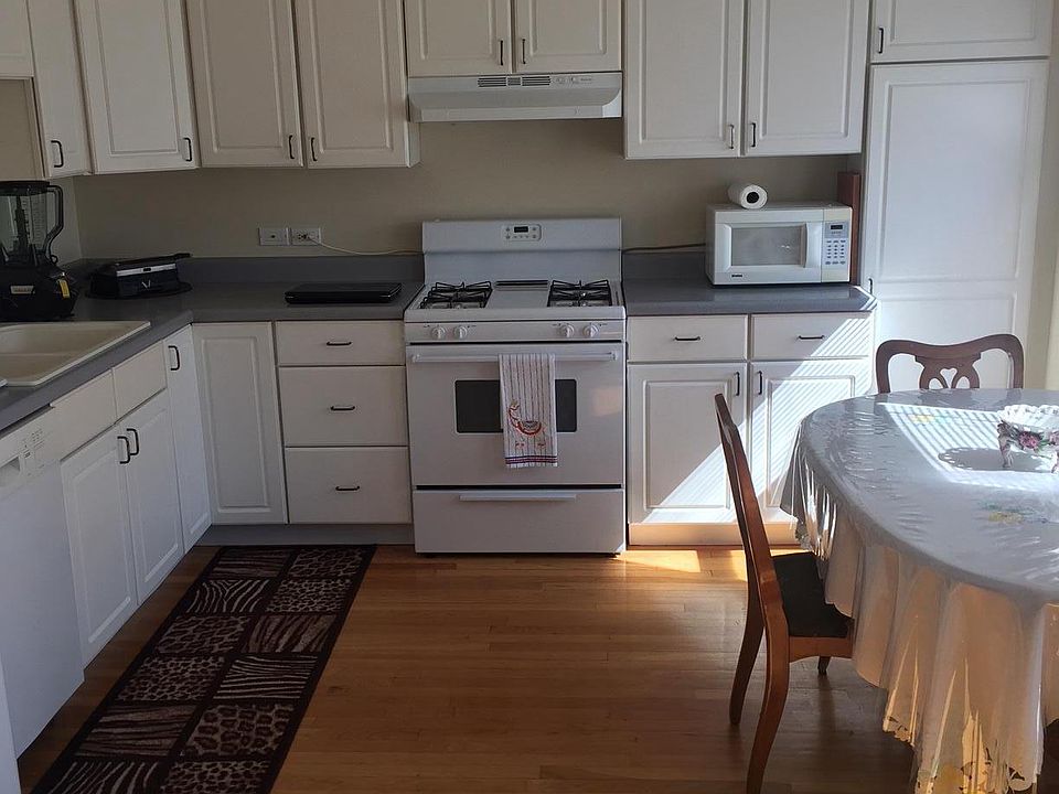1st image of 5321 W Leland Ave