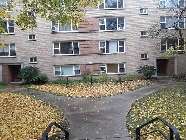 1st image of 6134 N Damen Ave APT 2B