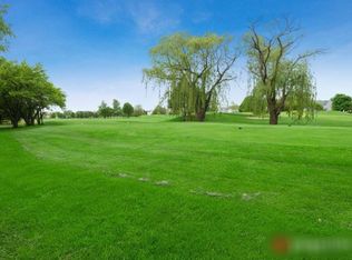 1411 Fairway Dr, Glendale Heights, IL 60139