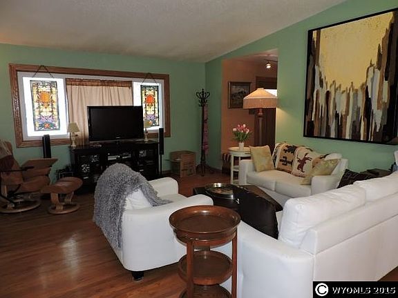 4th image of 3305 Aspen Dr