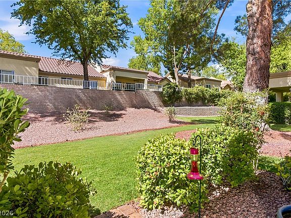 4th image of 8929 Mountain Gate Dr
