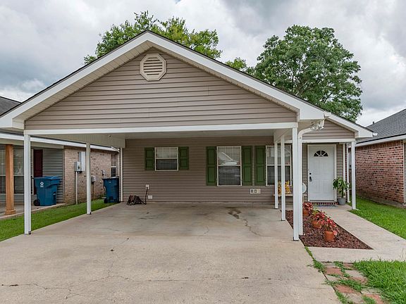 3rd image of 315 Titan Dr APT B