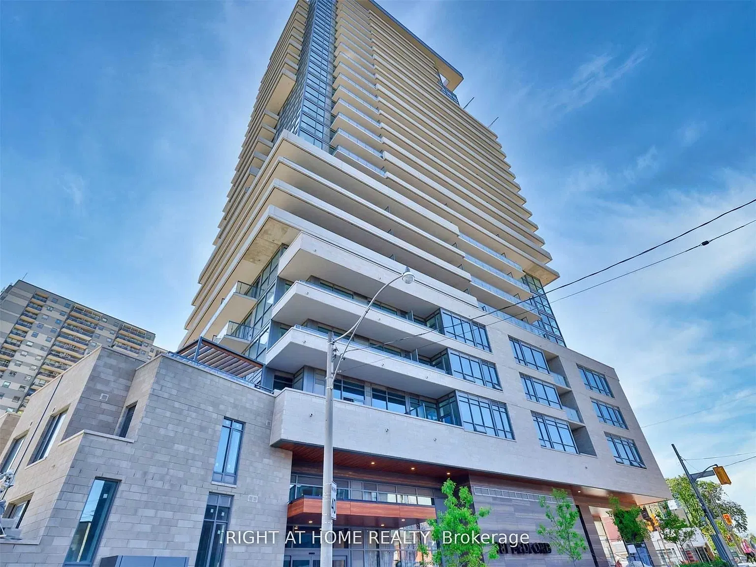 3 bed, $4,000 — Photo 1