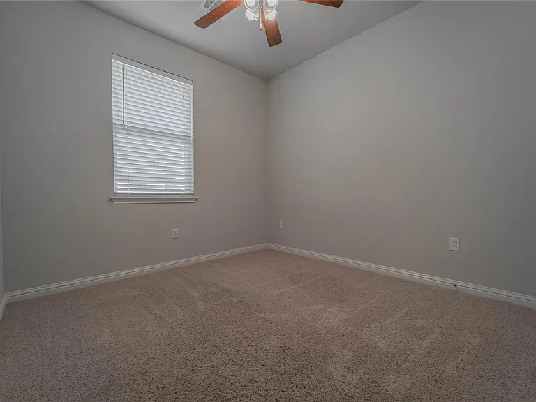 13800 Lyndhurst St #293 — Photo 11