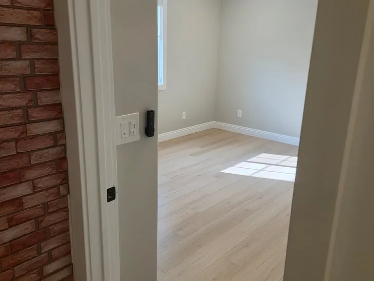 730 Narwhal St — Photo 9