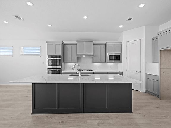 3rd image of 16614 Harmony Lea Ln