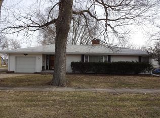 110 S Main St, Wapello, IA 52653