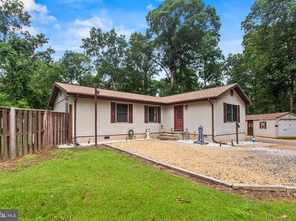 21625 America St, Lexington Park, MD 20653