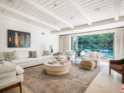 1801 San Ysidro Dr, Beverly Hills, CA, 90210