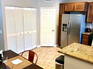 380 Tesoro Gln UNIT 121, Escondido, CA 92025