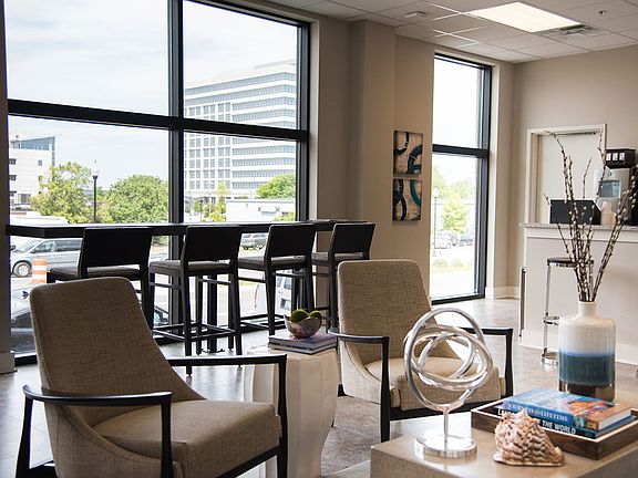 Luxury Wi-Fi Cafe with City Views