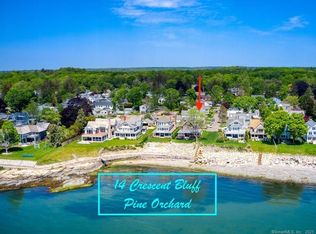 14 Crescent Bluff Ave, Branford, CT 06405