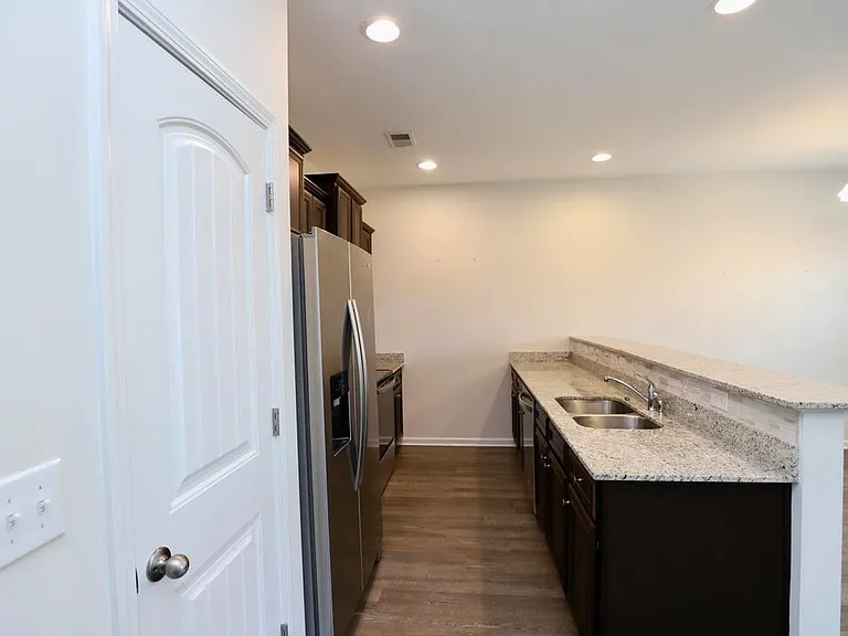 2943 Old Field Rd — Photo 26