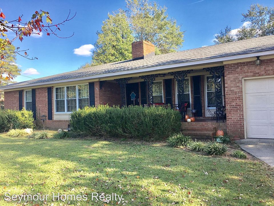 1st image of 516 Green Dr