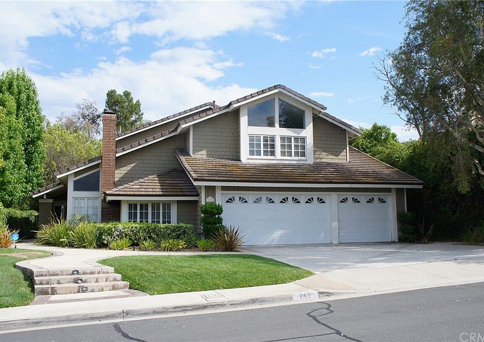 1st image of 743 S Thrasher Way