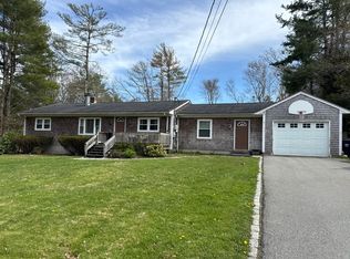 27 Steven Ave, Westport, MA 02790