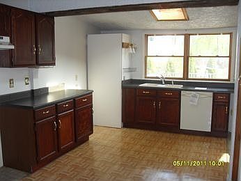 3rd image of 11706 Todds Ln