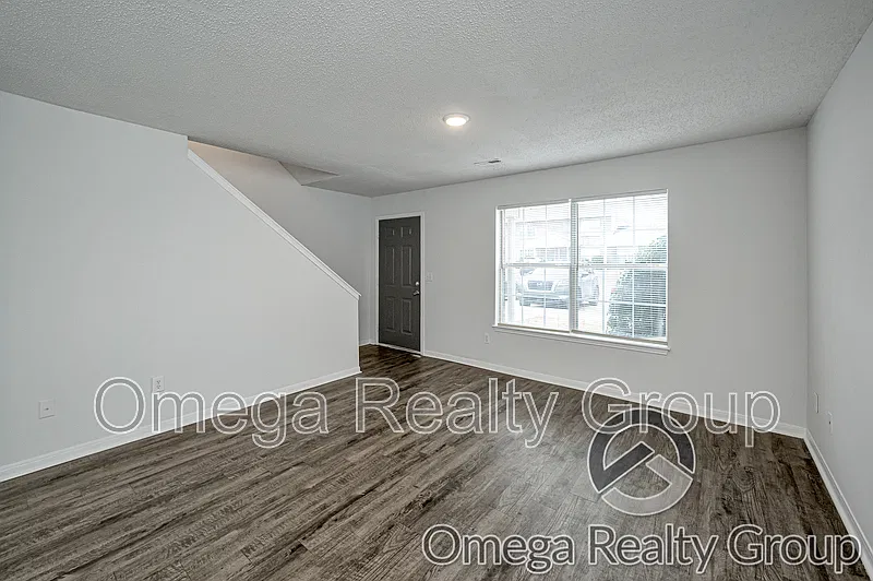 Ridgeview Apartments — Photo 4