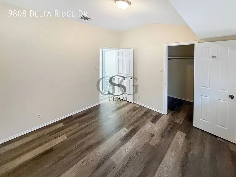9808 Delta Ridge Dr — Photo 12