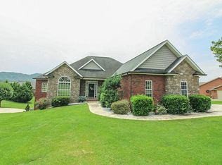 1342 Robert Ridge Rd, Sevierville, TN 37862