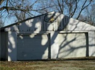 401 E Arthur St, Hamilton, MO 64644