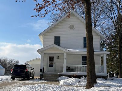 110 N Maple Ave, New Hampton, IA, 50659