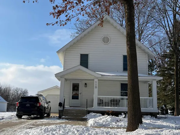 110 N Maple Ave, New Hampton, IA 50659