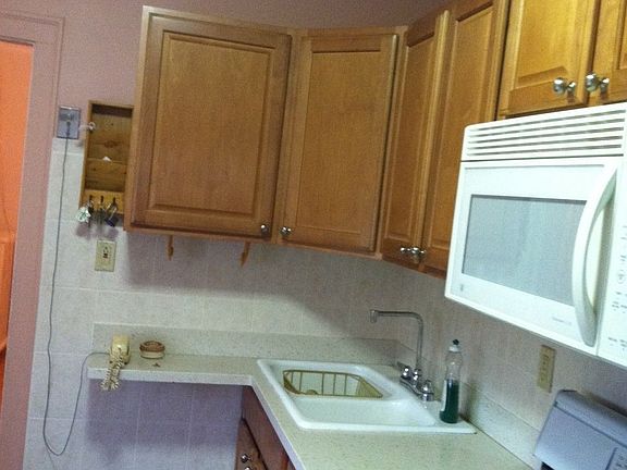 5th image of 7849 S Calumet Ave