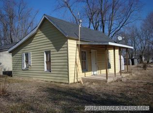 453 W 11th St, Eldon, MO 65026