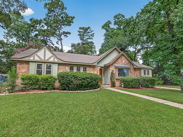 23011 Fox Hunt Dr — Photo 5