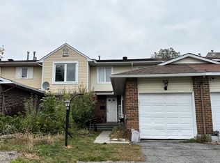 55 Alberni St #1, Ottawa, ON K2J1V8