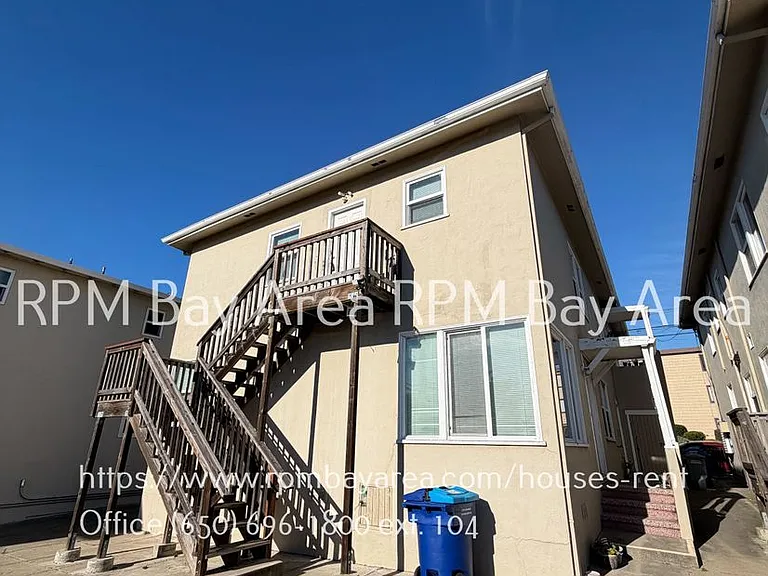 1057C Grand Ave — Photo 8