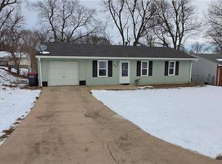 4601 Cheyenne Rd, Saint Joseph, MO 64503