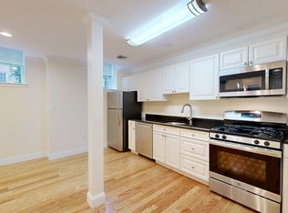 18 Chauncy St #16A, Cambridge, MA 02138