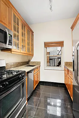 Rented by Compass | media 4