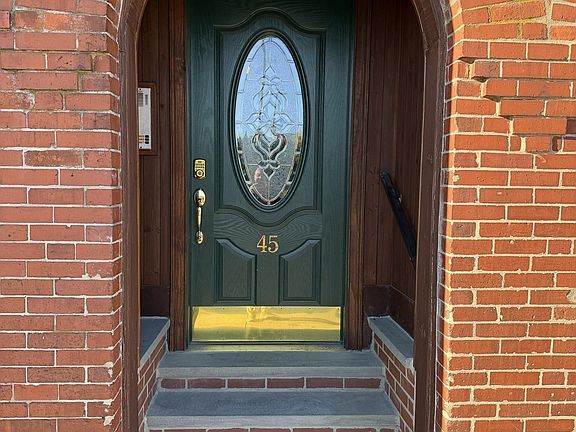 2nd image of 45 Thorndike St