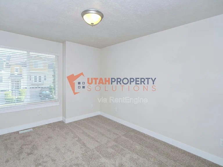 1046 E Quarry View Way — Photo 17
