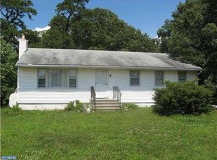 359 Magnolia Rd, Pemberton, NJ 08068