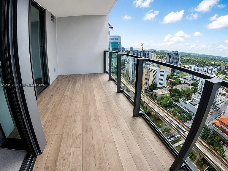 88 SW 7th St #2206 — Photo 31