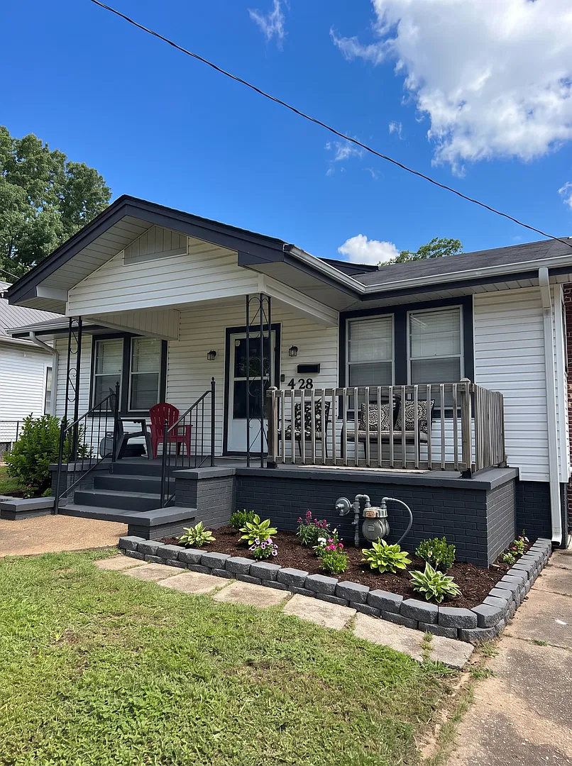 Spacious 3-Bedroom Home in Bessemer Vouchers Accepted! — Photo 1
